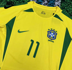 NIKE 2002 World Cup Brazil Retro Jersey No.11 Ronaldinho Soccer Jersey