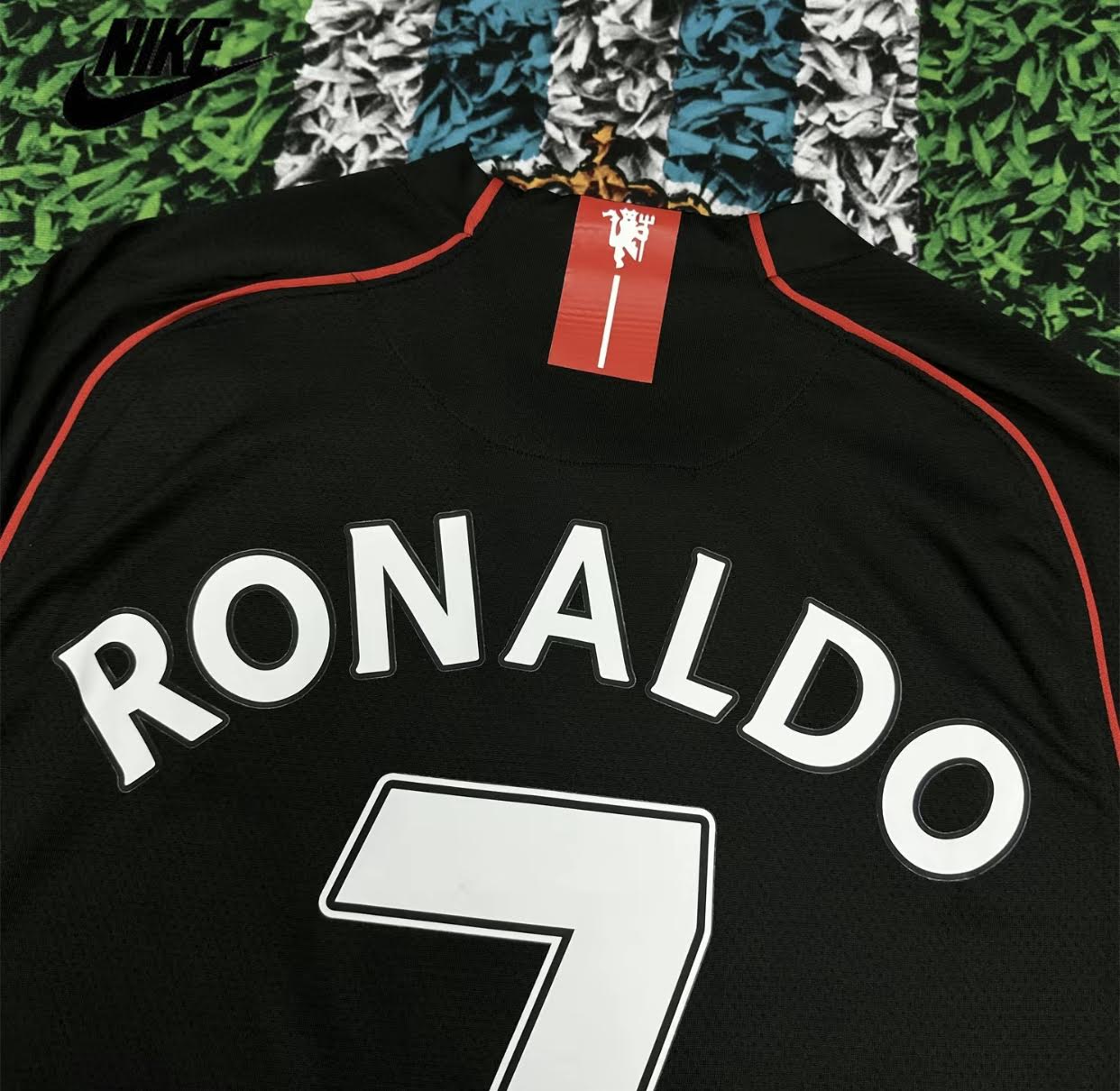 NIKE 07-08 Manchester United Vintage Retro Long Sleeve Soccer Jersey Away 7 Ronaldo Champions League Edition